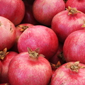 A07_Pomegranate at Farmers Market